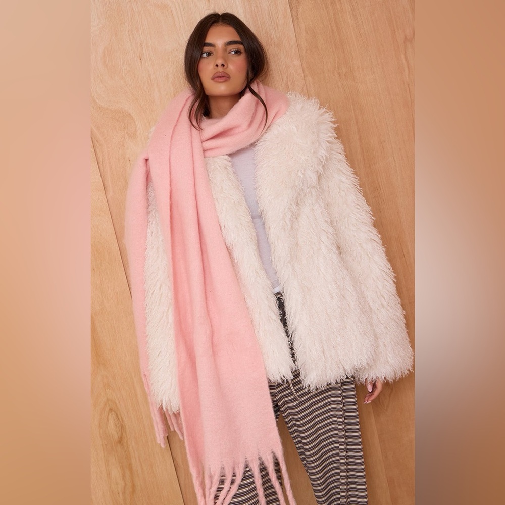 New POWDER PINK BRUSHED KNIT TASSEL SCARF